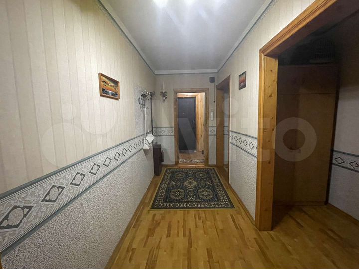 4-к. квартира, 87 м², 2/9 эт.