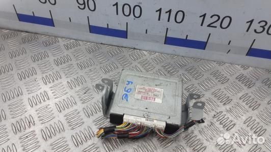 Блок управления mitsubishi pajero 4 (3DN18NC01)