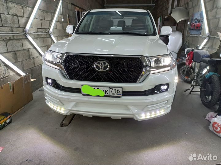Обвес Toyota Land Cruiser 200 Wald