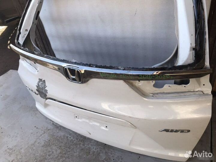 Хром крышки багажника Honda Cr-V 5 2016-2019