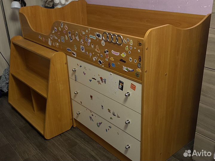 Детская кровать-чердак с матрасом