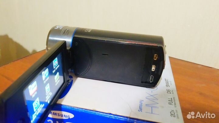 Видеокамера Samsung HMX-Q20