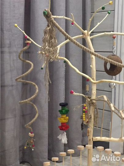 Игровой стенд для попугая