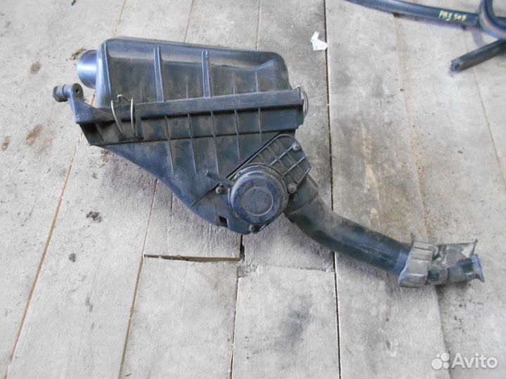 Корпус воздушного фильтра Opel Vectra A