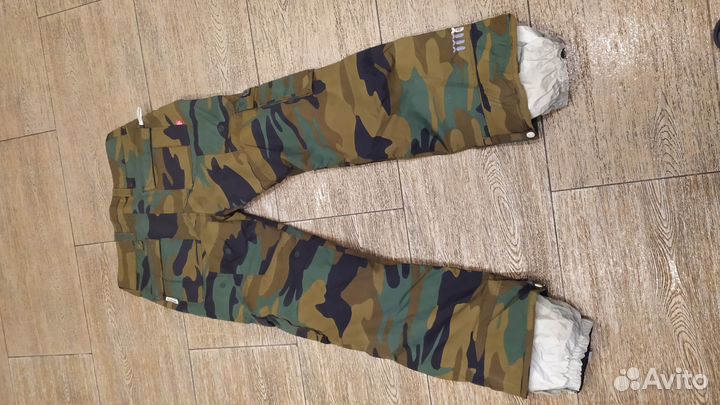 Штаны для сноуборда женские