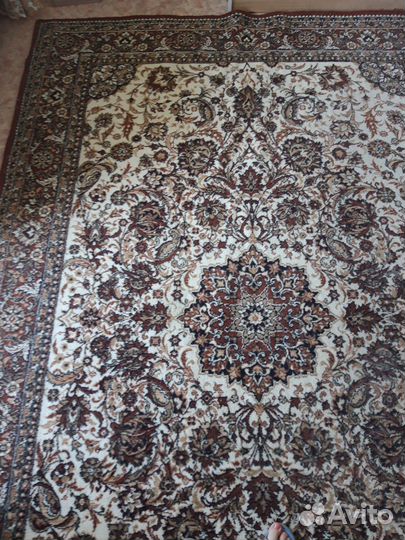 Ковер бу шерстяной