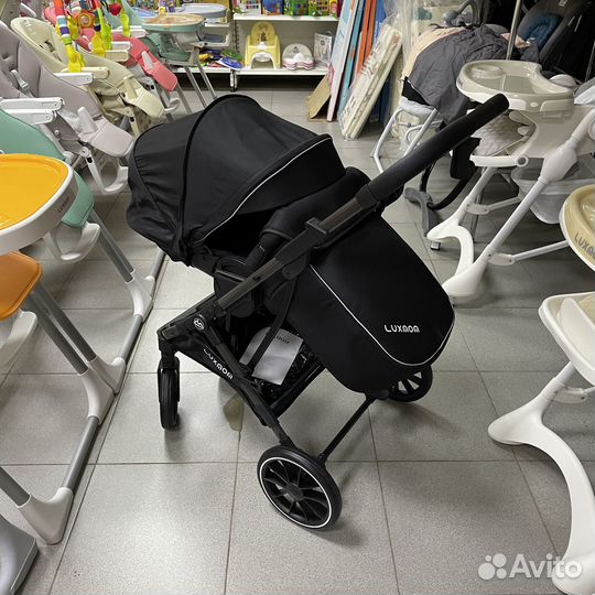 Коляска прогулочная 