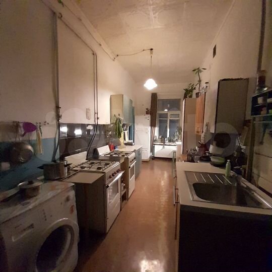 5-к. квартира, 158,6 м², 3/6 эт.