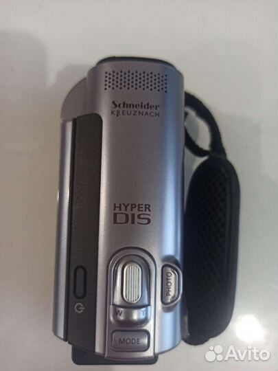 Цифровая видеокамера