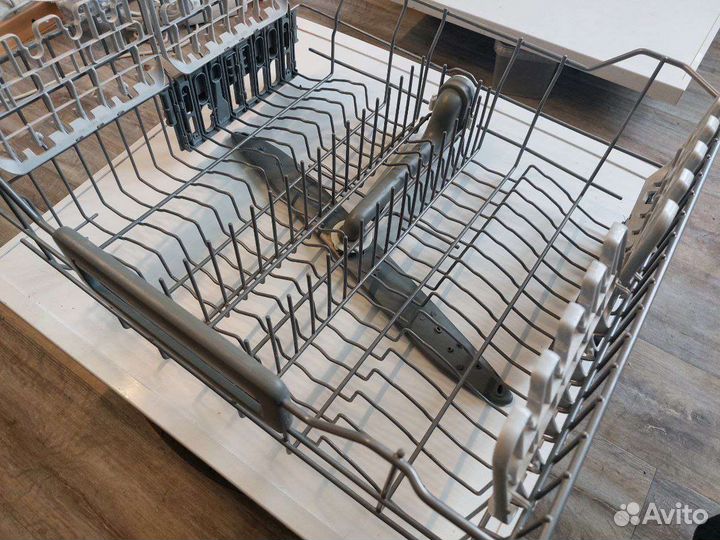 Корзины для посудомоечной машины Electrolux