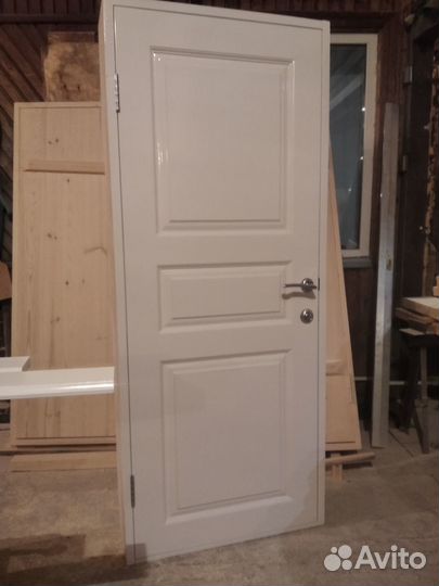 Изготовление деревянных дверей под заказ