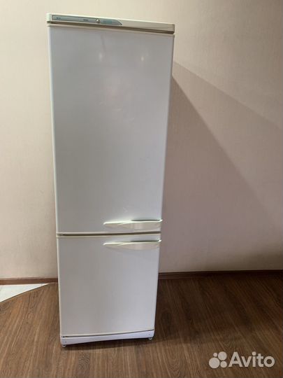 Холодильник хотпоинт Аристон б/у (Stinol)
