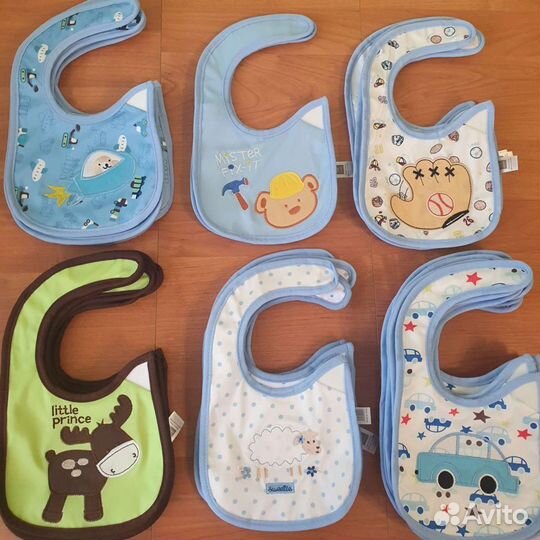 Слюнявчики нагрудники новые