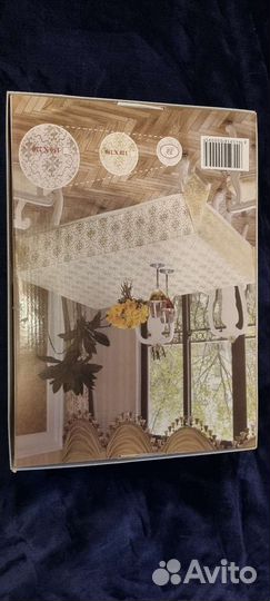 Скатерть праздничная в комплекте с салфетками