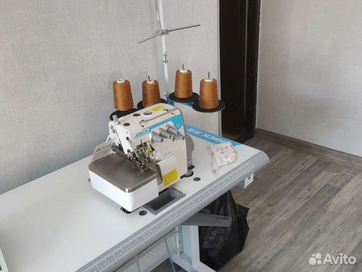 Оверлок Jack E3-4(комплект)