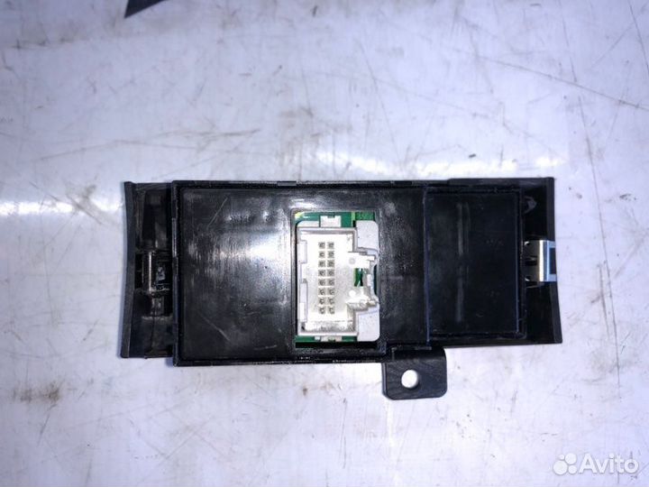 Блок управления зеркалами Daewoo Winstorm С100