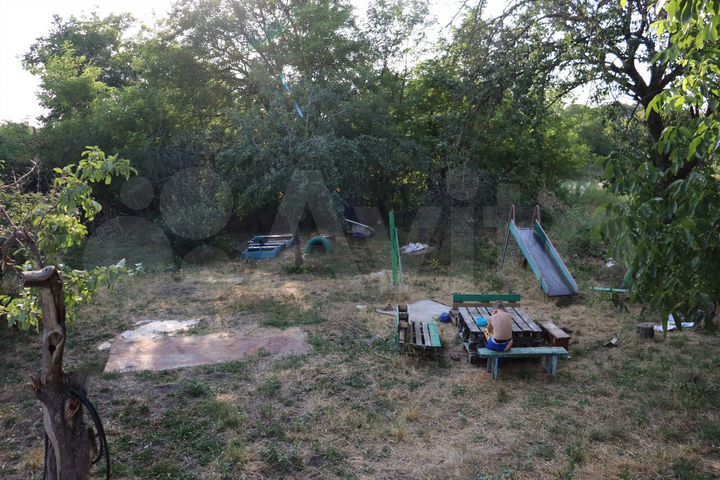 Дом 52,6 м² на участке 33 сот.