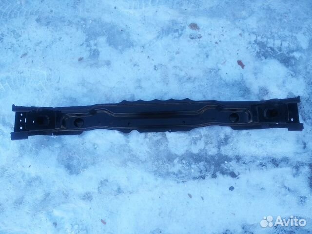 Подрамник радиатора