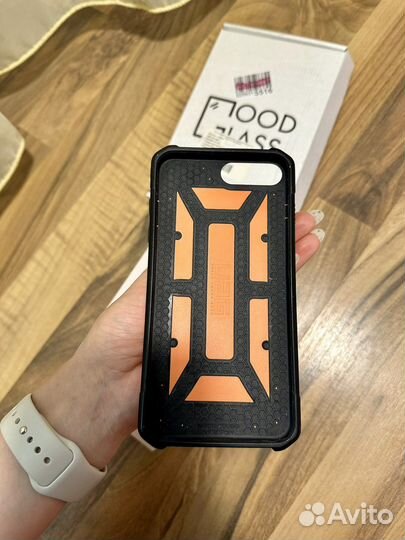 Чехол на iPhone 8 Plus UAG + стекло