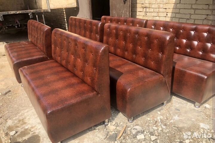 Диван для дома, кафе и офиса