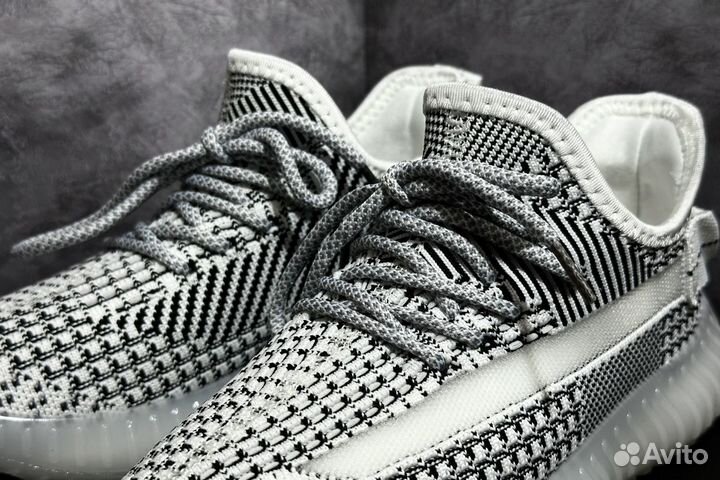 Кроссовки подростковые Adidas Yeezy Boost 350