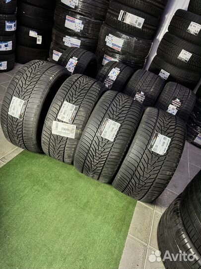 Hankook Winter I'Cept Evo 3 W330 255/35 R21 и 285/30 R21 100W