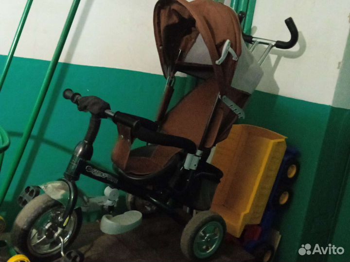 Велосипед коляска трëхкалëсный