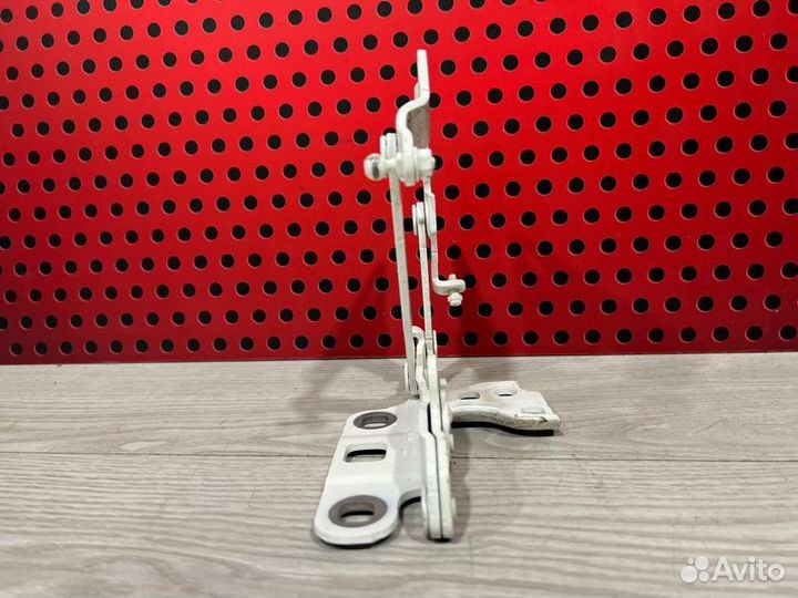 Петля капота Mercedes-Benz Gle W166 2018