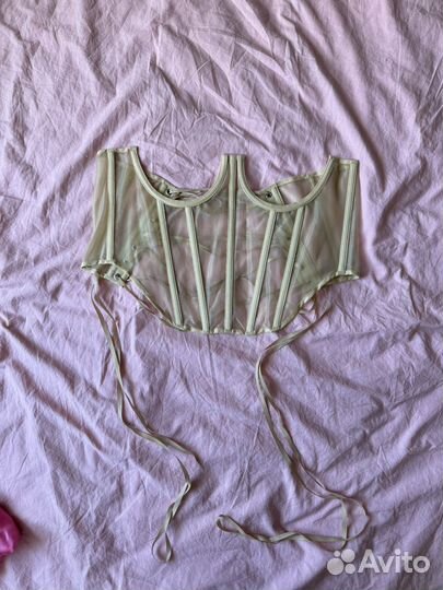 Корсет бежевый