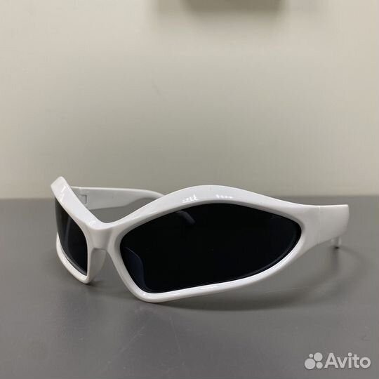 Очки в стиле balenciaga