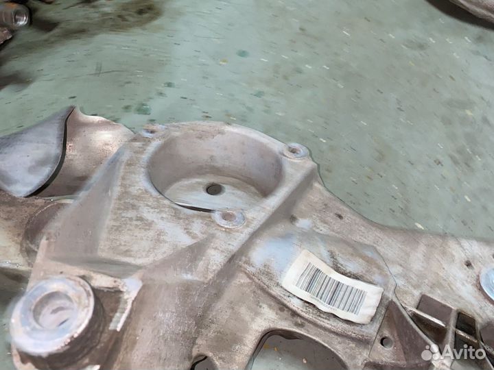 Передний подрамник bmw 5 F10 N20 x-drive