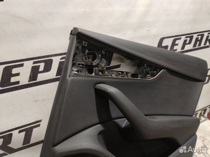 Дверная карта задняя правая Audi A4 B9 2.0 CYR