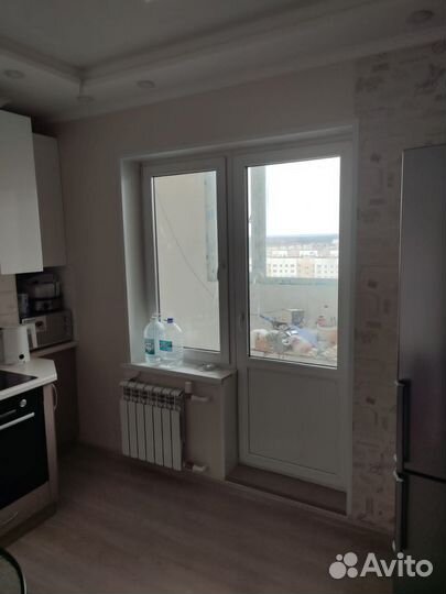 Балконная дверь с окном