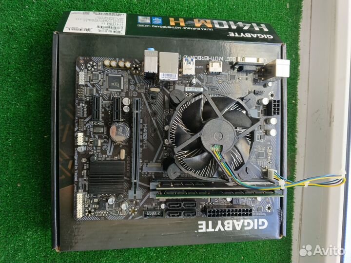 Комплект i3 10100f + 12 озу