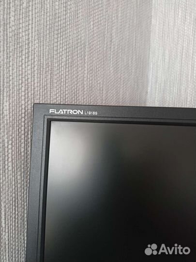 Монитор LG flatron