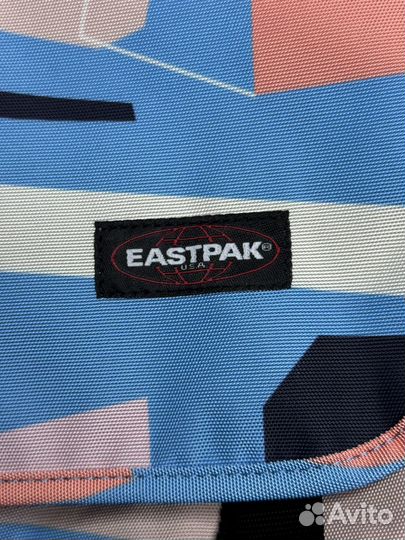 Сумка мессенджер eastpak jr через плечо