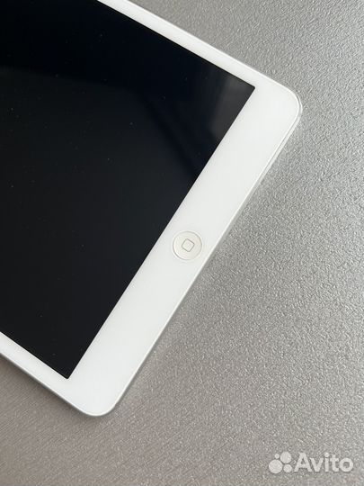 iPad mini wifi + cellular