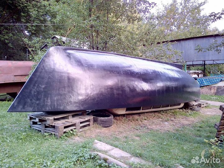 Лодка-гулянка в процессе реконструкции