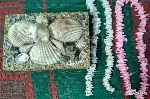 Шкатулка и бусы из ракушек