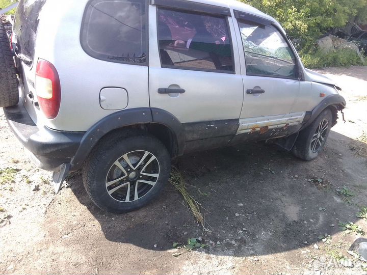 Запчасти chevrolet niva