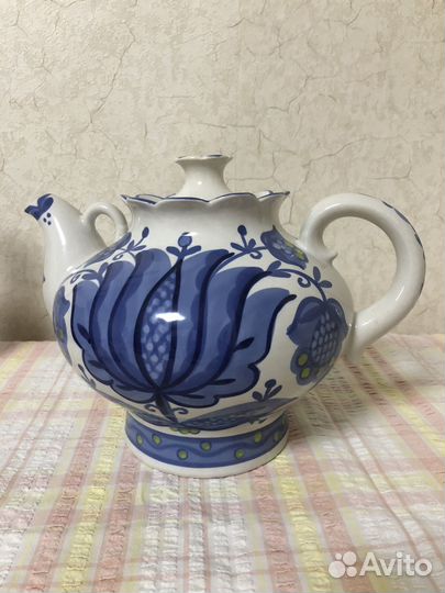 Заварочный чайник и винный набор