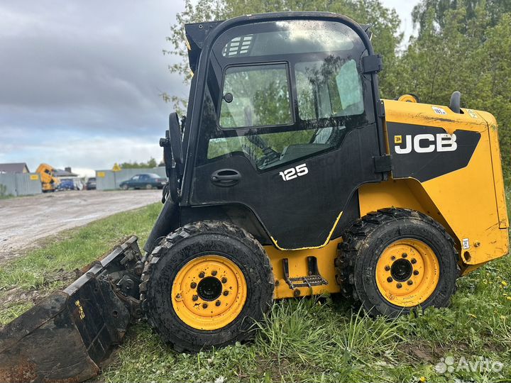 Мини-погрузчик JCB 225, 2014
