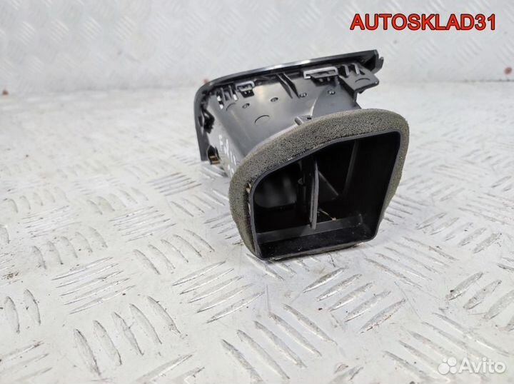 Дефлектор воздушный правый Skoda Fabia 6V0819702