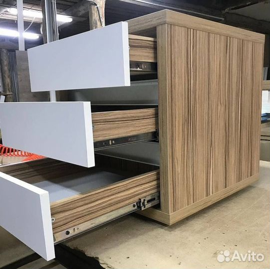 Тумба в спальню