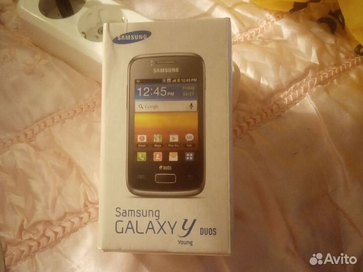 Samsung Galaxy Y Duos GT-S6102, 512 МБ