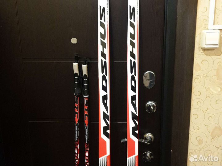 Беговые лыжи