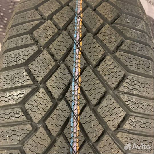 Continental ContiVikingContact 7 225/55 R17 101T