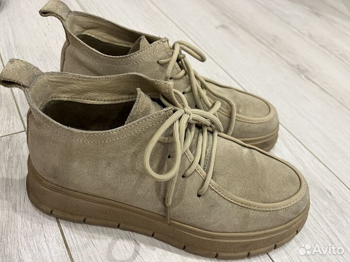 Ботинки женские