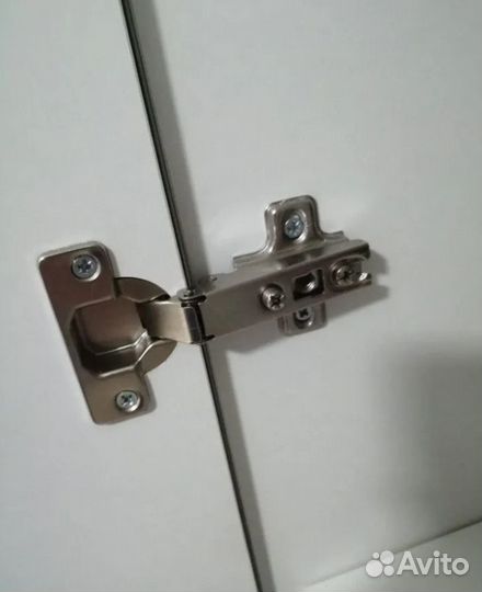 Шкаф распашной с полками новый от производителя