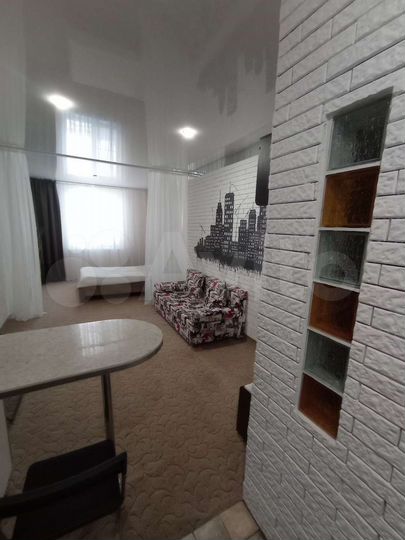 Комната 35 м² в 1-к., 1/3 эт.